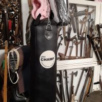 Leather 3ft punch bag/ boxing /kickboxing bag was £125 . Sale £85.00
