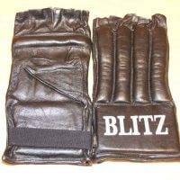 Leather fingerless bag gloves