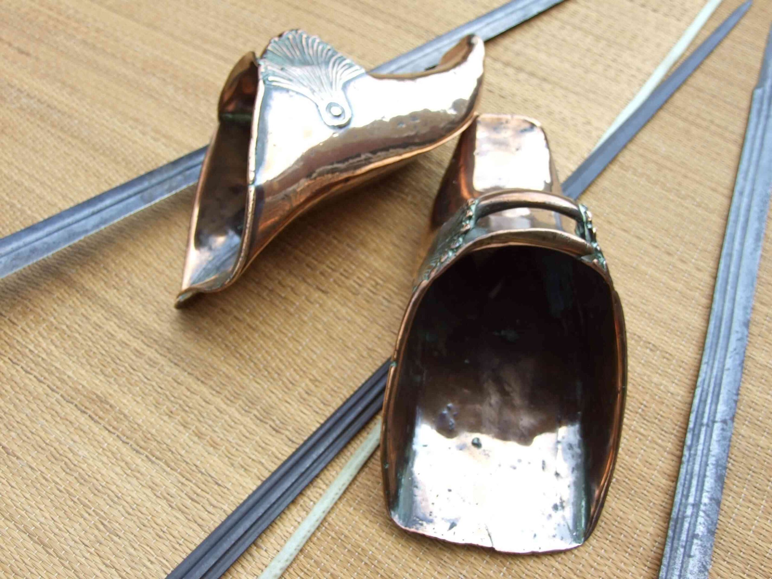 (COPHORSEST0001) Antique 17th-18th Century Copper Horse Calvarymans stirrups