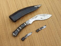(VILKUK0002) Small Vintage Indian Made Kukri Knife
