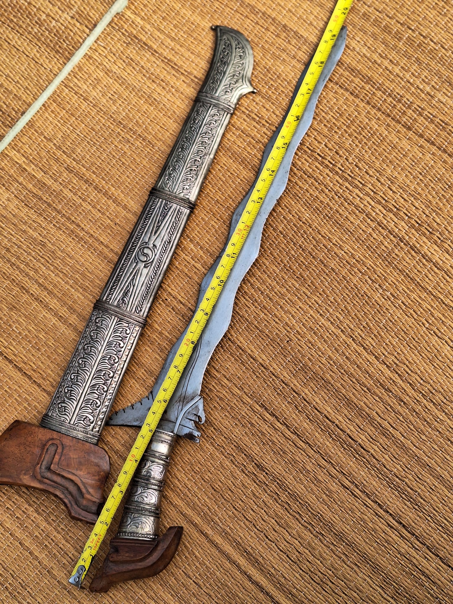 vintage moro philippine kris smaller sized sword