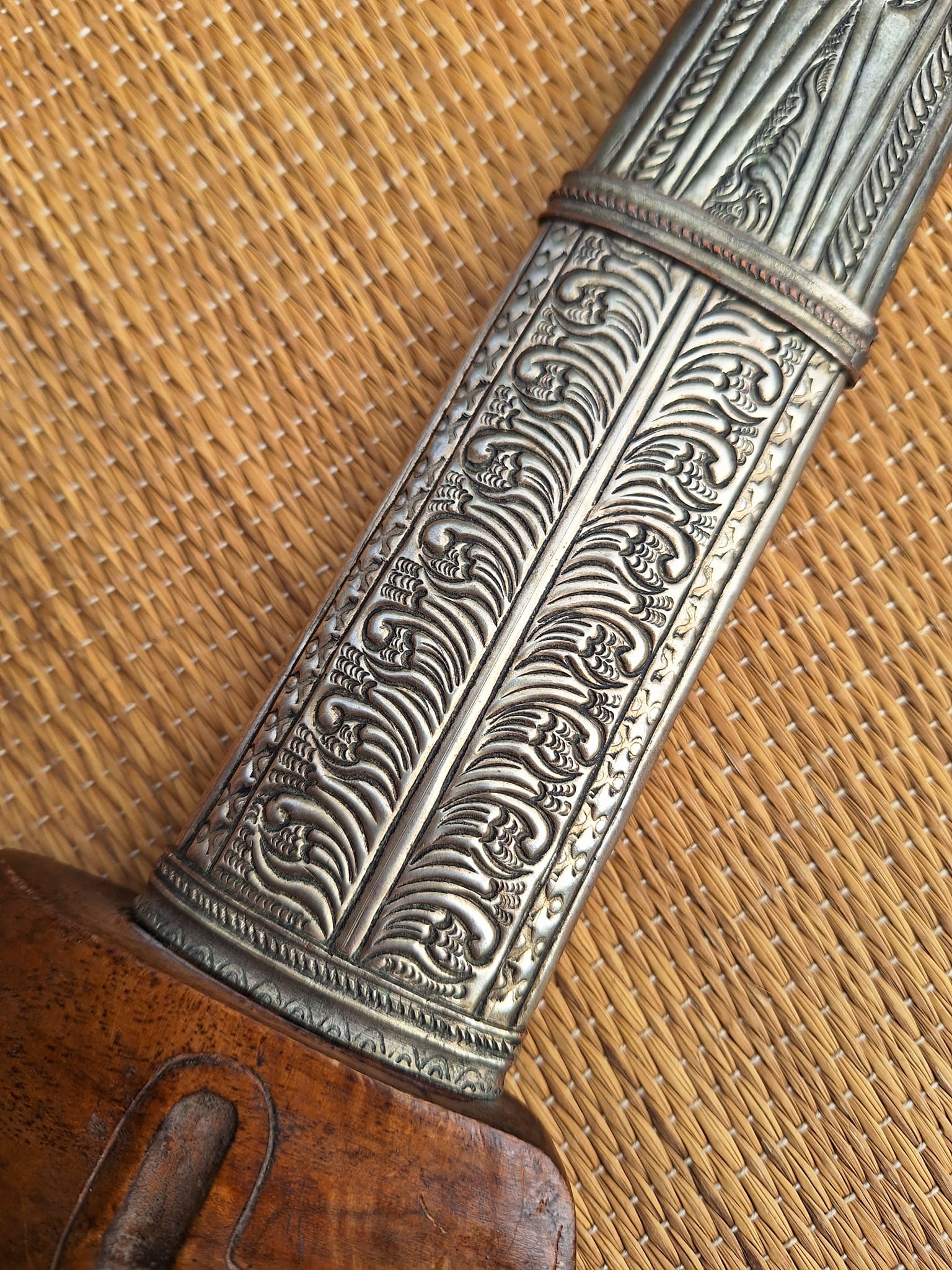 vintage moro philippine kris smaller sized sword