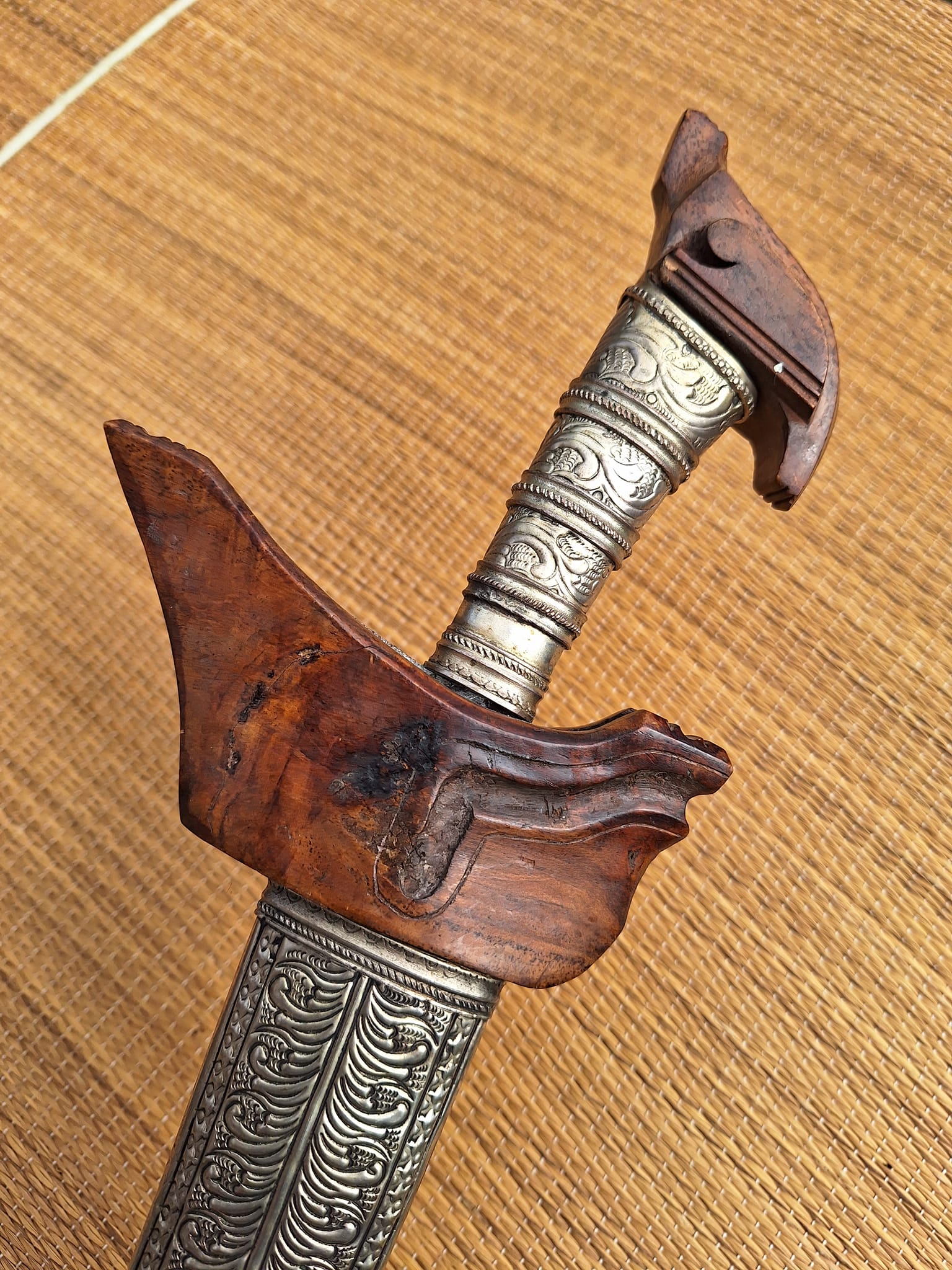 vintage moro philippine kris smaller sized sword